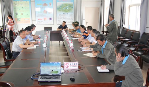 鐘晉陽(yáng)：省國(guó)資委副主任林立一行到青樂(lè)公司檢查安全生產(chǎn)工作1.jpg