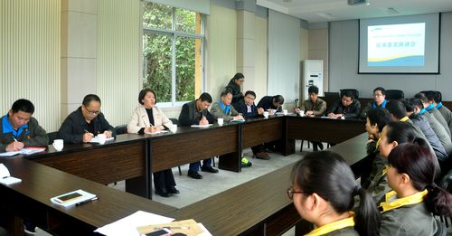 陳宏金：公司領(lǐng)導(dǎo)班子民主生活會(huì)會(huì)征求意見座談會(huì)在永春分公司召開。.jpg